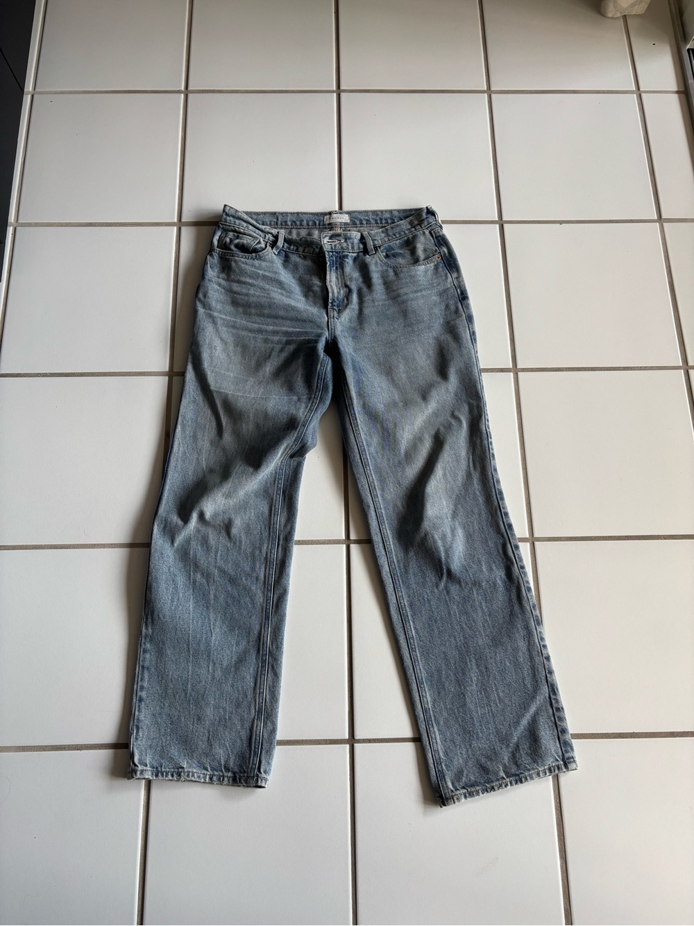 PacSun women’s low rise straight  Light Wash Jeans